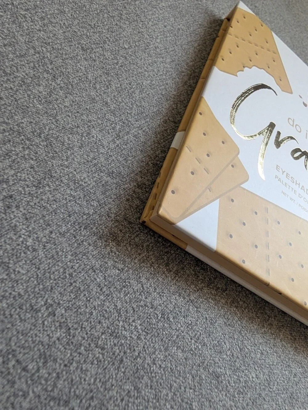 Beauty Bakerie Do it for the Graham Eyeshadow Palette 0.03 Oz x 12